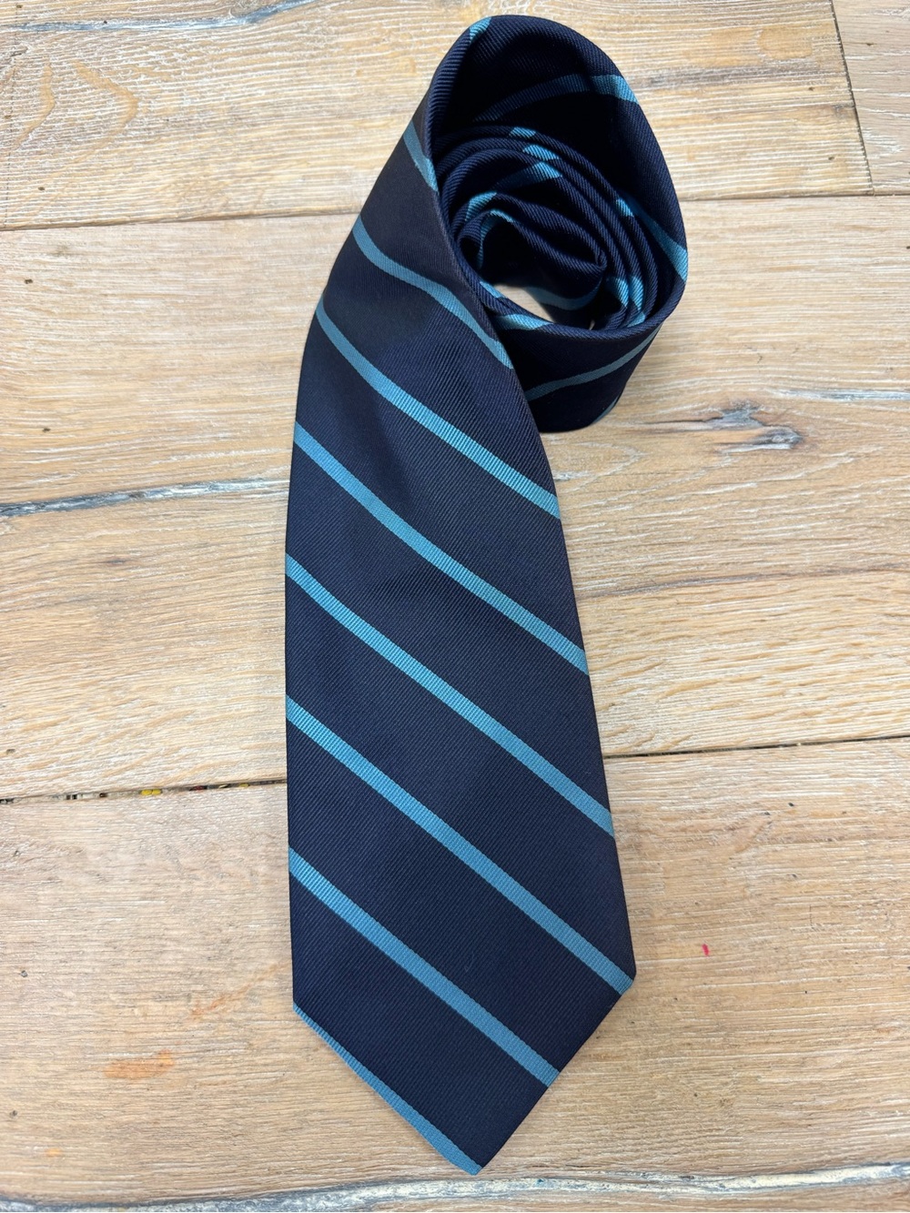 Brooks Brothers Makers Classic Navy Tie with Light Blue Stripes - 100% Silk